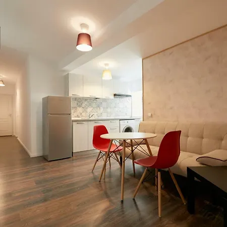 Stanford * בוקרשט