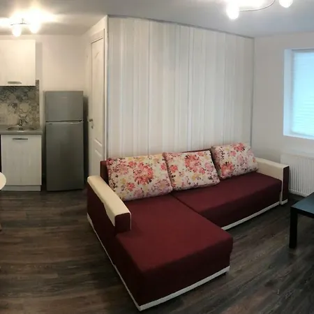 Stanford Apartment *